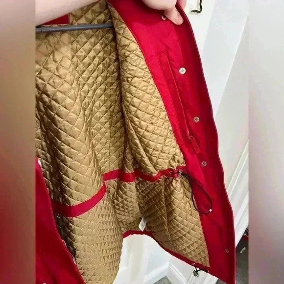 Lands End red puffer winter jacket with pockets & adjustable waist line size S - Picture 7 of 14